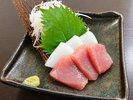 石垣で食べる刺身も美味しいですよ
