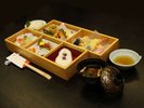 ランチ弁当〜自慢の会席をお手軽にお楽しみいただけます〜
