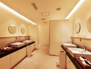 �o���N���[���G���A���/Restroom