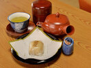 *ご到着後、まずは美味しいお茶とお菓子でホッとひと休み。