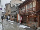 *外観(冬)/初冬の渋温泉街。雪景色の中の散策もオツなものです。