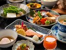 【朝食】地元食材を活かした和朝食をご用意