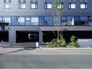ホテル敷地内駐車場/有料 先着順/高さ2.9m