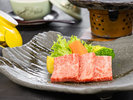 2025年11月12月《お献立一例》強肴:国産和牛一口ステーキ、焼野菜♪