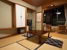 和室8畳部屋の夜イメージ