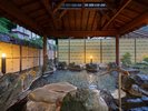【貸切露天風呂「美人の湯」】上質な湯を心ゆくまでご堪能いただけます。