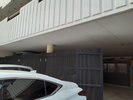 【施設】屋根付き駐車場でバイカーの方も安心
