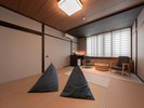 【和室10畳】窓からは自然あふれる景色をお楽しみいただけます