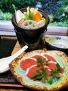 ボタン小鍋。濃厚な中にも猪肉の旨味が感じられる大人気メニュー