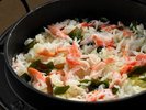 夕食ブッフェでは、蟹と三陸わかめの炊き込みごはんなどが食べ放題。お腹も心もいっぱいに♪