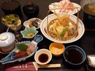 �r�W�l�X�v�����[�H�{�����[�����_�I�g�����Ă̓V�Ղ�V�ɍ��؂̈�l��B
