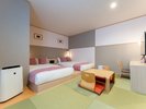 恋愛成就の部屋【禁煙】:ピンクの色調がかわいらしい、館内で一番ゆったりとしたお部屋です