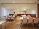 受験シーズンは朝食会場を自習室として開放しています(2024/12/15〜2025/3/31の17:00〜21:00)