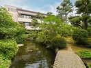 【ガーデンスイート観月亭】3階建てでバルコニーから庭園が一望でき、移り行く四季を存分にご堪能。