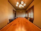 【個室食事処 水仙】バリアフリー対応の食事処です。ご家族様でのお食事会など、幅広い対応が可能です。