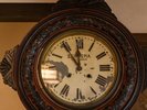 100年前の古時計。今なお現役で時を刻み続けています。