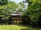 *【中庭】建物、お部屋、庭園の全てが美しい和の空間です。