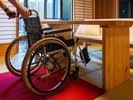 寛ぎの間「橘(たちばな)」10畳+9畳あり、ゆったりとお過ごしいただけます。源泉かけ流し半露天風呂付き