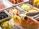 バケットサンドはお好きな食材を挟んでお楽しみください♪