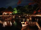 【奈良観光紹介:燈花会】柔らかな光に包まれる奈良の夜をお楽しみください。(例年8月)