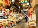 「錦市場」ホテルより徒歩10分