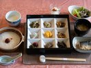 朝食