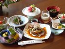 夏会席料理の一例