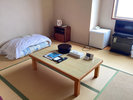 ・【和室8畳】最大3名様までご宿泊可能。のんびりとした島の時間をお過ごしください