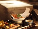 【ご夕食/お料理一例】季節の味覚はもとより、地元の食材も積極的に使用しております。