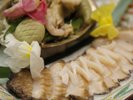 あわびお造り(一例)コリコリの歯ごたえがたまりませんよね♪