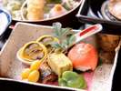 お料理イメージ一例、季節を味わうみち潮会席をお楽しみください。実際の提供料理とは異なります。