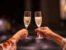 素敵な記念日を♪シャンパンで乾杯