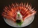 甘海老樽盛は大人気!!その迫力に思わず写真を撮るお客様多数♪(写真は2人前のです)