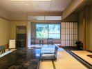 【開春楼の間】広々としているのでお子様連れのお客様からも人気のお部屋です。