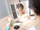 ライト付き三面鏡で女優さん気分♪