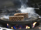 【調理一例】-牛ロース肉のステーキ-　