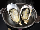 【オススメ料理♪】濃厚な海の恵み!熱々焼き牡蠣