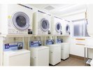 1Fにコインランドリー設置(有料)