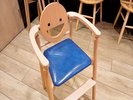お子様用の椅子