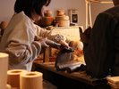 山中温泉「mokume(もくめ)」。山中漆器の木地挽き体験に挑戦してみませんか。(当館から徒歩15分)