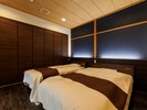 「半露天(美泡)露天風呂付客室」和室+2ベッド(2間)/例1
