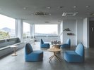 ロビーでごゆっくり読書をしてみてはいかがですか。