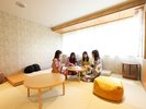 タタミラウンジ ※ご宿泊者様無料 - 時間を忘れて畳でゆったりと過ごせるラウンジ。ボードゲームも