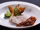 【2026年6-8月スタンダード肉料理】国産豚肩ロース・香草パン粉焼き マデラ×チリソース