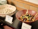 【朝食|こだわりの和惣菜】プロが作る優しい味。旅の疲れを癒やす健康的なメニュー。
