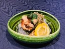 【別注|サザエのお造り】コリコリとした食感と磯の香りが広がる。鮮度抜群の贅沢な逸品。
