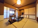8畳和室バストイレ洗面付き