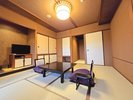 8畳和室バストイレ洗面付き