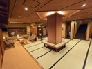 ロビー小さいスペースですが、売店もございます。お気に入りのお土産が見つかると良いです。