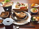 さぬき骨付き鳥が楽しめる【二ノ松】